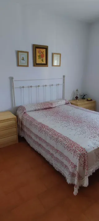 Adosado en Turis ( Valencia) de 200 metros.
