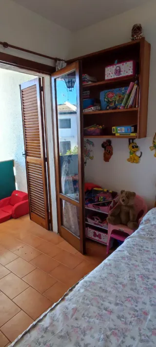 Adosado en Turis ( Valencia) de 200 metros.