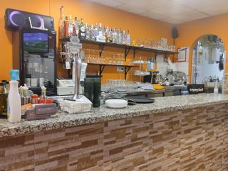 Local comercial en venta en El Bajondillo en Torremolinos