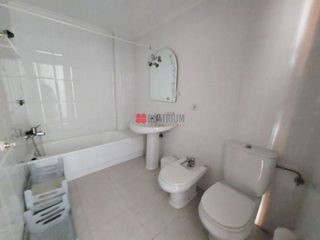 Piso en venta en Ensanche - Sar en Santiago de Compostela