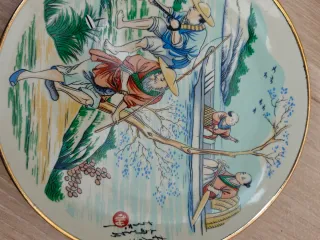 Juego de 3 platos decorativos de porcelana