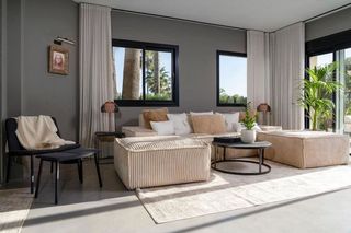 Casa adosada en alquiler en Benahavís