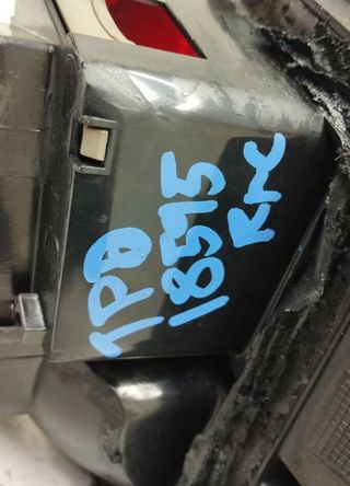 Nissan 5171774 piloto porton primera berlina (p11)