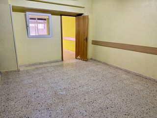 Local comercial en alquiler en Cerdanyola en Mataró