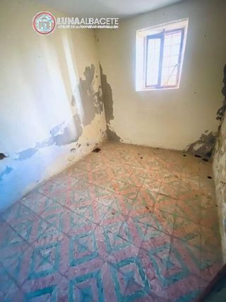 Casa adosada en venta en Hellín