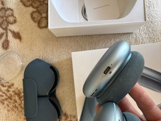 Airpods Max in vendita