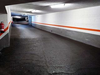 Garaje en alquiler en Gros en San Sebastián-Donostia