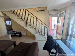Piso en alquiler en Linares