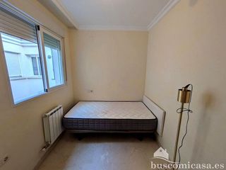 Piso en alquiler en Linares