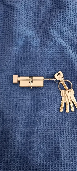 Bombín Cerradura Puerta con 6 Llaves