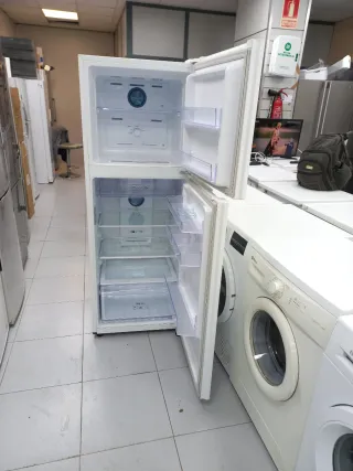 Nevera Samsung 1.61m garantía + entrega