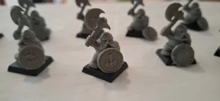 11 Miniaturas Warhammer Enanos Guerreros sin pinta
