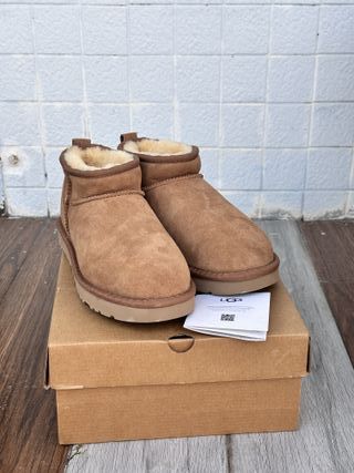 Botas UGG Classic Ultra Mini Beige