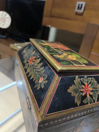 Caja India Artesanal Pintada
