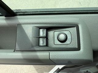 Volkswagen Crafter CARROZADA L4 177 CV CON TRAMPILLA