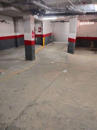Garaje en venta en El Perellonet en Valencia
