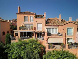 Piso en venta en Benahavís