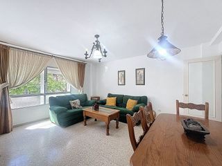 Piso en venta en Puerto - Plaza de Toros en Estepona