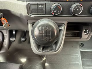 Volkswagen Crafter CARROZADA L4 177 CV CON TRAMPILLA