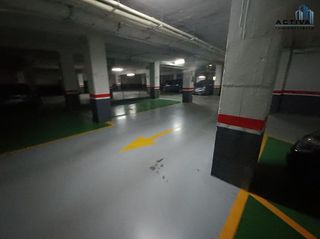 Garaje en venta en Hospital en Valladolid