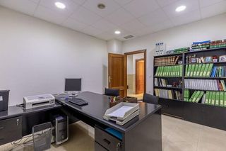 Oficina en venta en Pajaritos - Plaza de Toros en Granada