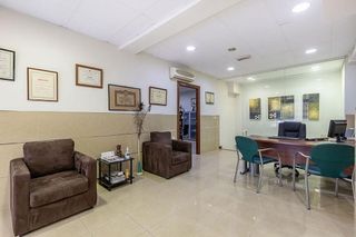 Oficina en venta en Pajaritos - Plaza de Toros en Granada