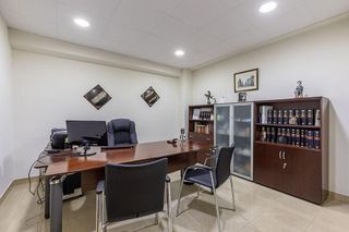 Oficina en venta en Pajaritos - Plaza de Toros en Granada