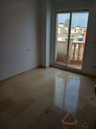 Chalet en alquiler en Urbanizaciones en Guardamar del Segura