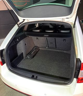 SKODA OCTAVIA COMBI RS