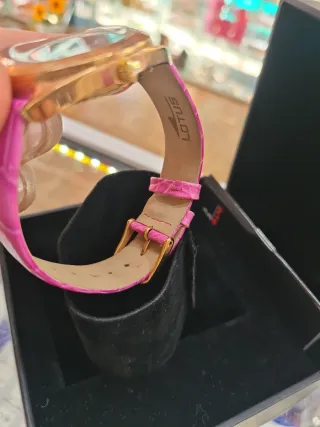 Reloj Lotus Dorado y Rosa