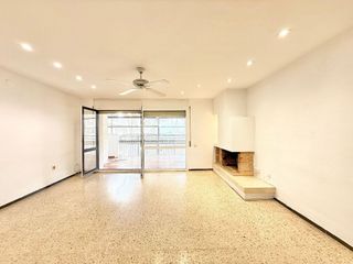 Piso en alquiler en La Pineda en Castelldefels