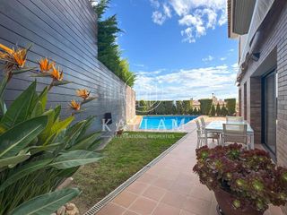Chalet en venta en Roca Grossa - Serra Brava en Lloret de Mar