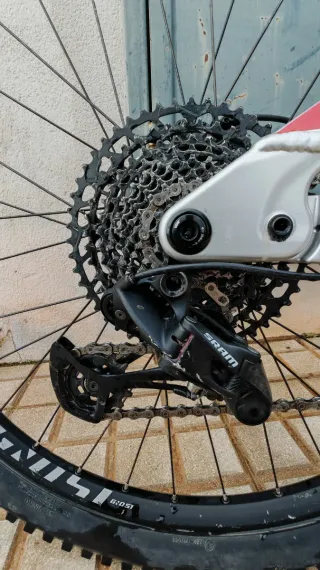 Bicicleta eléctrica Ghost ASX, 2021.