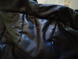 Abrigo efecto piel negro