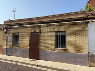 Casa adosada en venta en El Cristo en Palencia