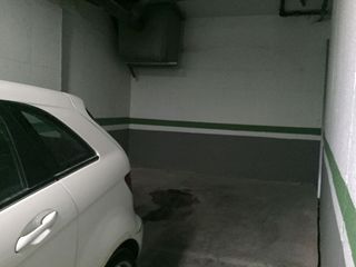 Garaje en alquiler en Triana Oeste en Sevilla