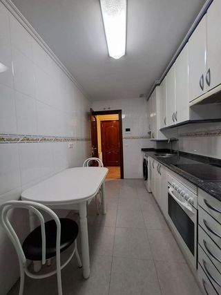 Piso en alquiler en El Llano en Gijón