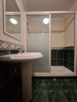 Piso en alquiler en El Llano en Gijón