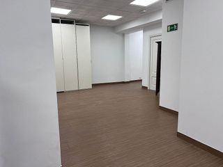 Nave industrial en alquiler en Colina en Madrid