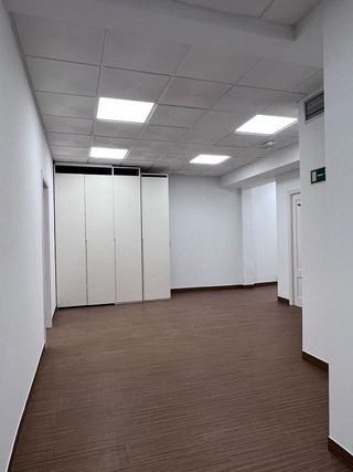 Nave industrial en alquiler en Colina en Madrid