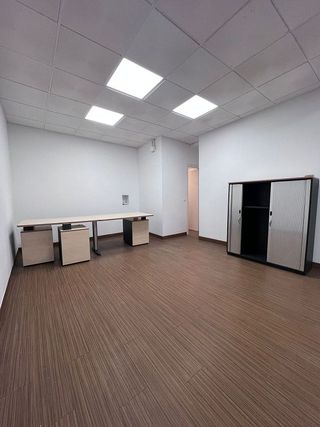 Nave industrial en alquiler en Colina en Madrid