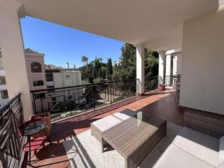 Piso en alquiler en Nueva Andalucía centro en Marbella