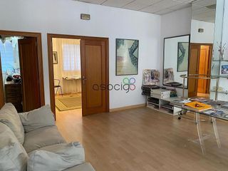 Local comercial en alquiler en Plan Sur-Amistad en Guadalajara