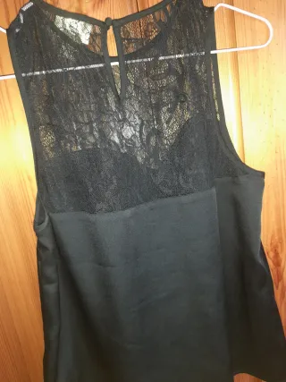 Top encaje H&M negro