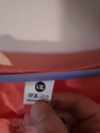 Camisón rosa con encaje