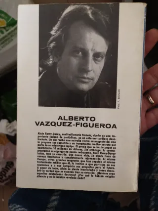 Nuevos dioses (Novelistas del día) (Spanish Ed...