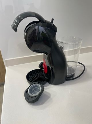 Cafetera Dolce Gusto Negra