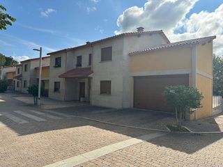 Casa adosada en venta en Allariz