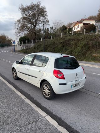 Renault Clio 2006