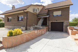 Chalet en venta en La Paloma - Asfain en Azuqueca de Henares